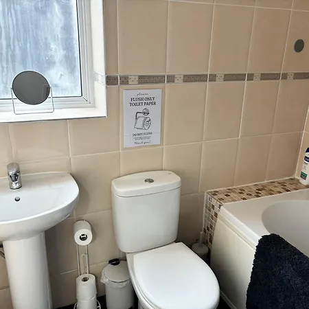 Holiday home Farm Street By Sapphire - Next To Bae Systems, Barrow-in Furness *