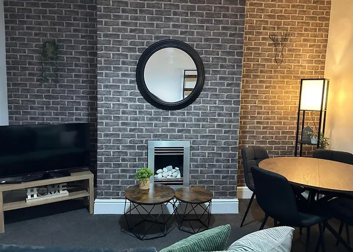 Holiday home Farm Street By Sapphire - Next To Bae Systems, Barrow-in Furness *